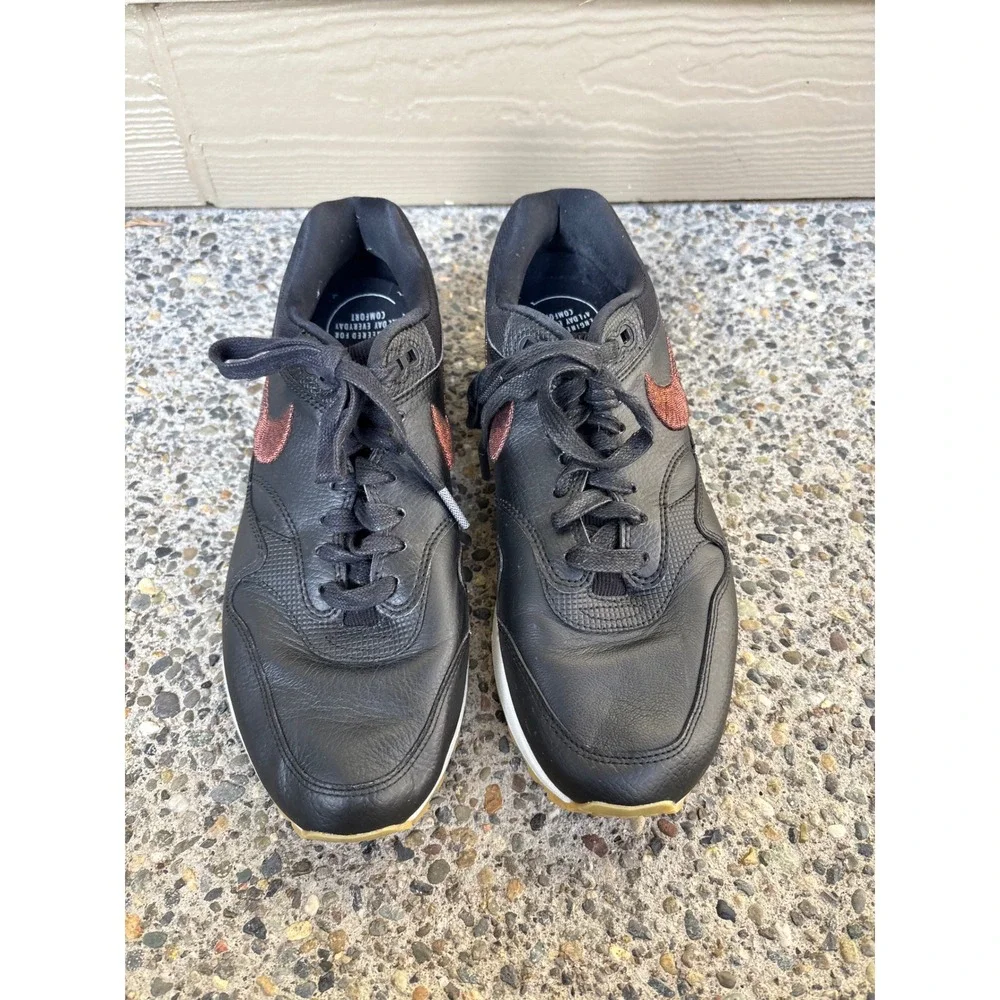 Nike Air Max 1 Black Metallic Bronze Gum Sole Women's 10 454746-020 Sneaker‎